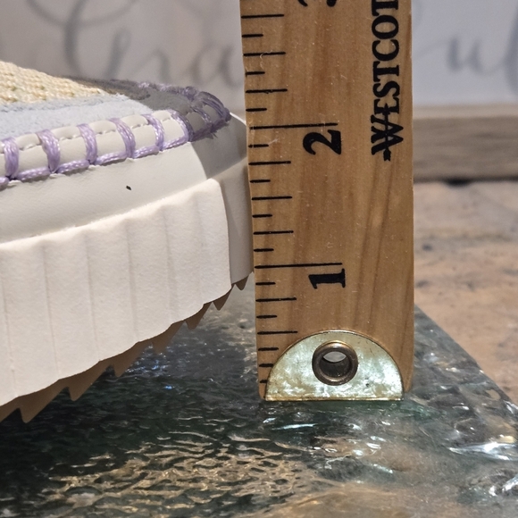 Dolce Vitta "Dolen' Platform Pastel Stripe Knit Stitch Sneakers Wmns 9.5 - Picture 2 of 9